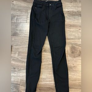 Paige denim size 26 Hoxton ultra skinny. Great condition.